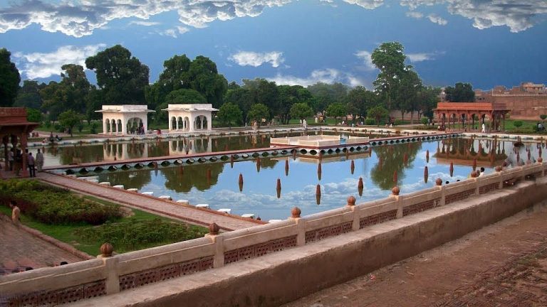 shalimar garden